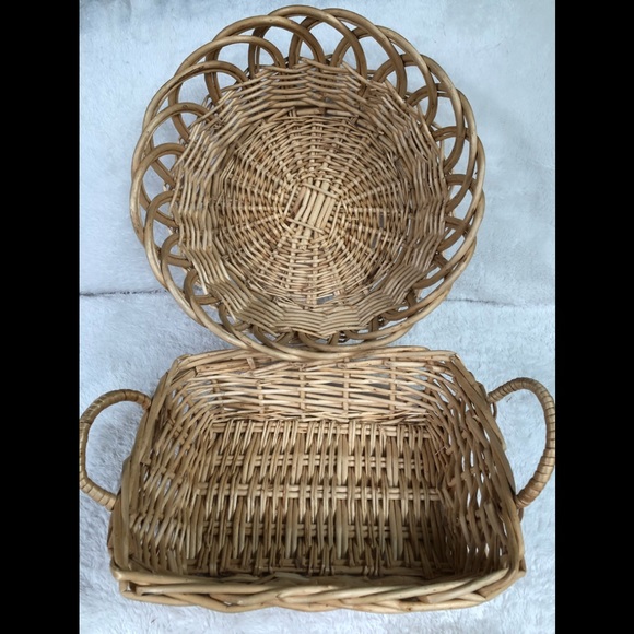 Round and rectangle sturdy wicker baskets - Picture 1 of 13